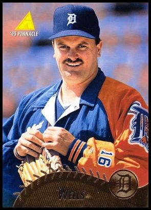 1995P 379 David Wells.jpg